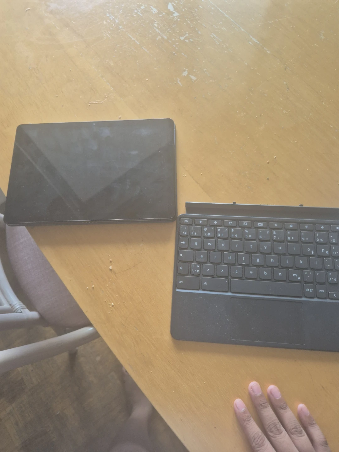 Black Tablet with Keyboard - photo 2