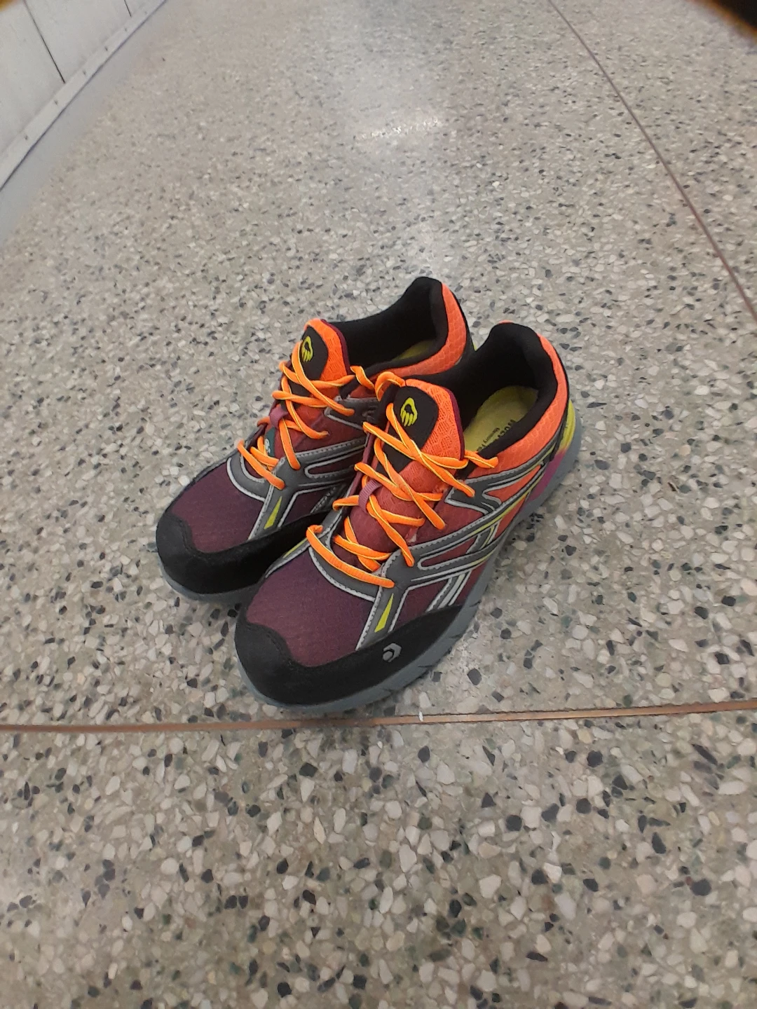 Safety Shoes Original Wolverine  Men's Size 9