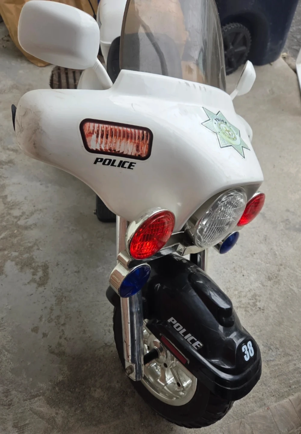 Ride-On Police Motorcycle - photo 5