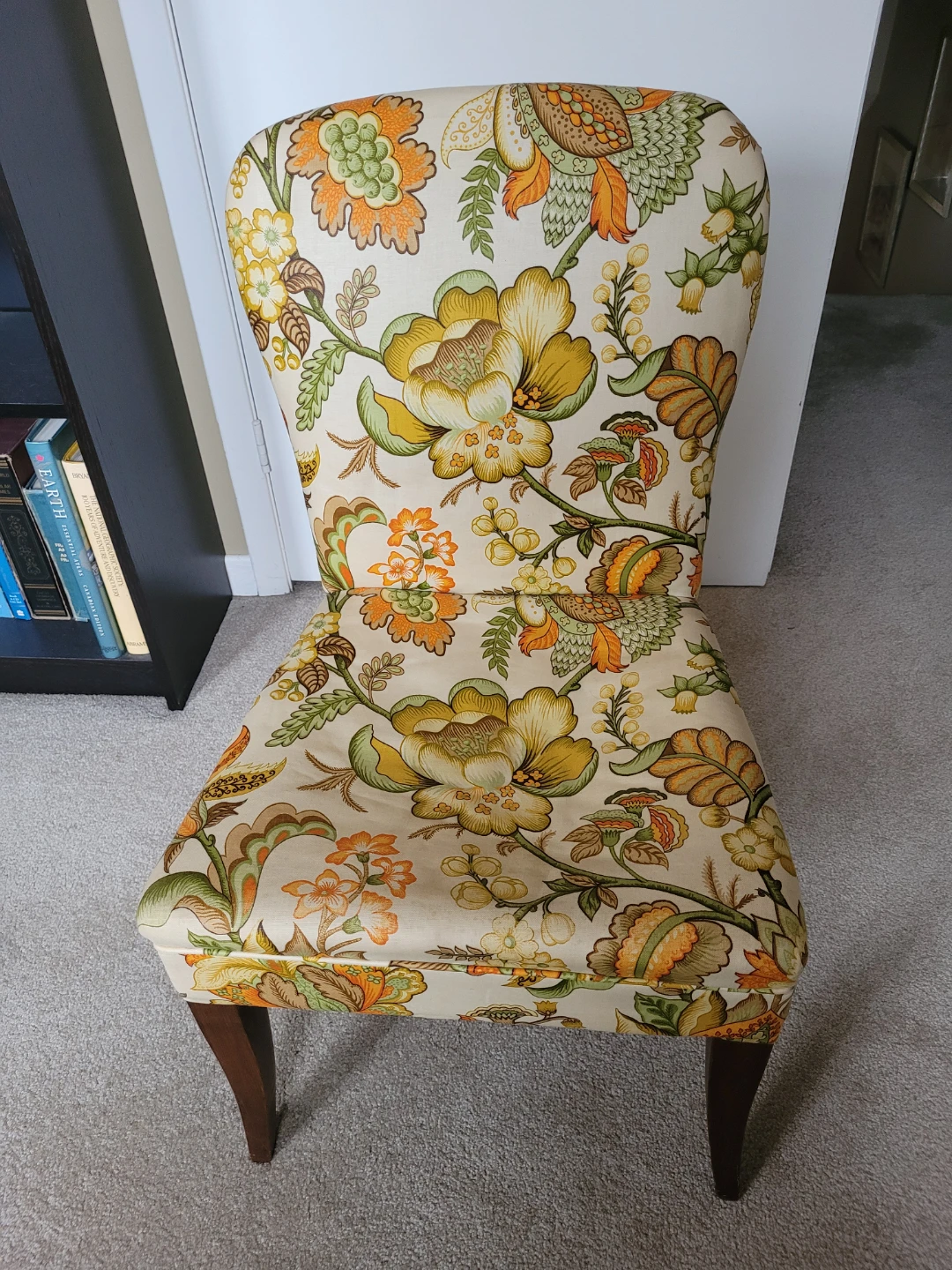 Vintage Floral Vanity or Slipper Chair