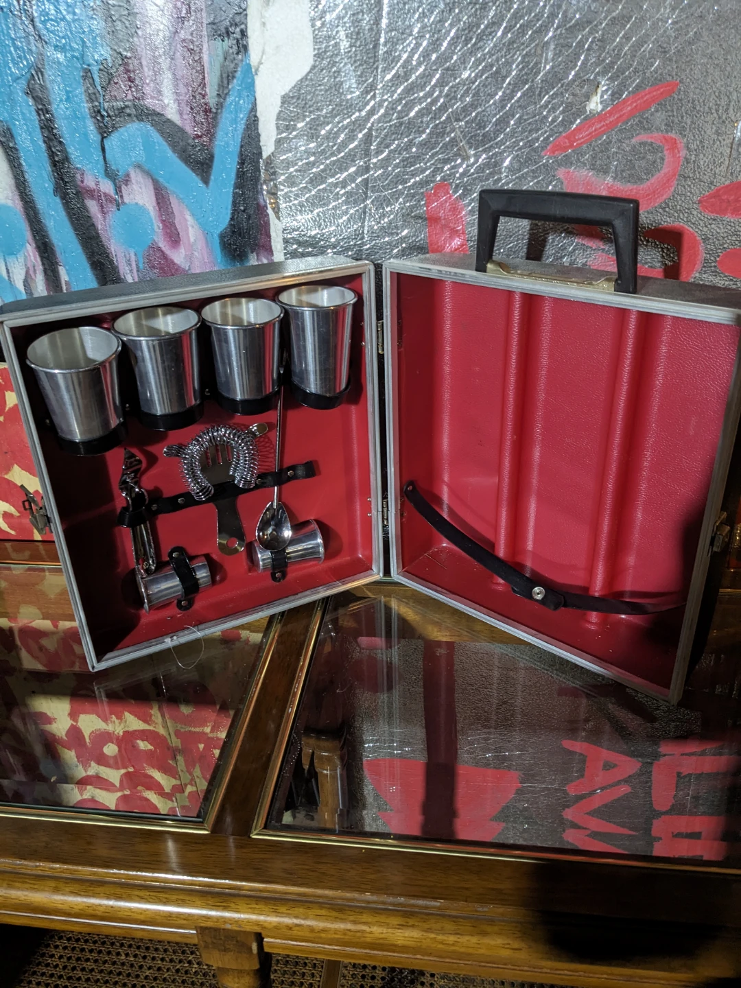 Vintage Cocktail Shaker Set with Case - photo 4