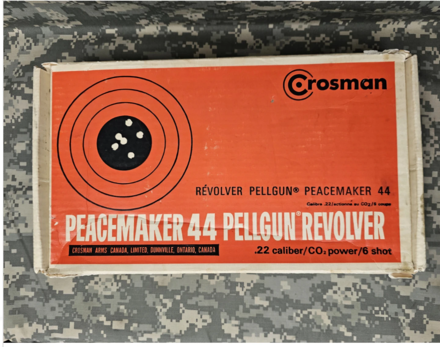 Crosman Peacemaker 44 Pellgun Revolver
