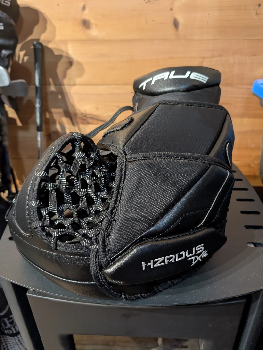 TRUE HZRDUS 7X4 Intermediate Goalie Catcher - photo 2