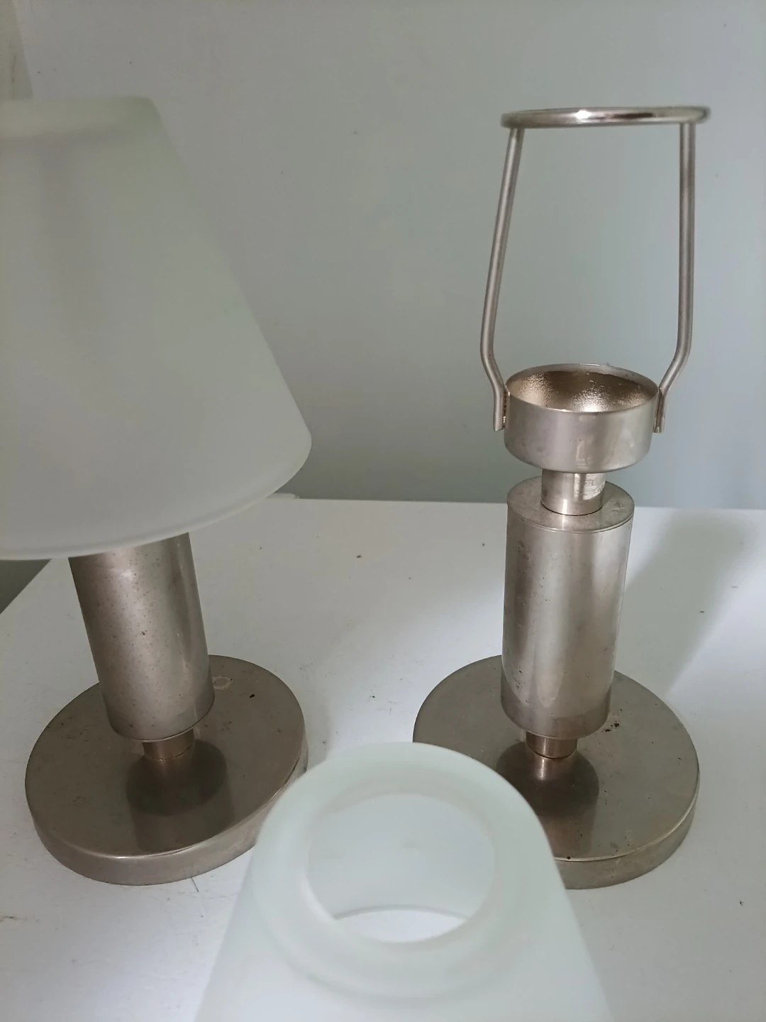 Two tea/led lights