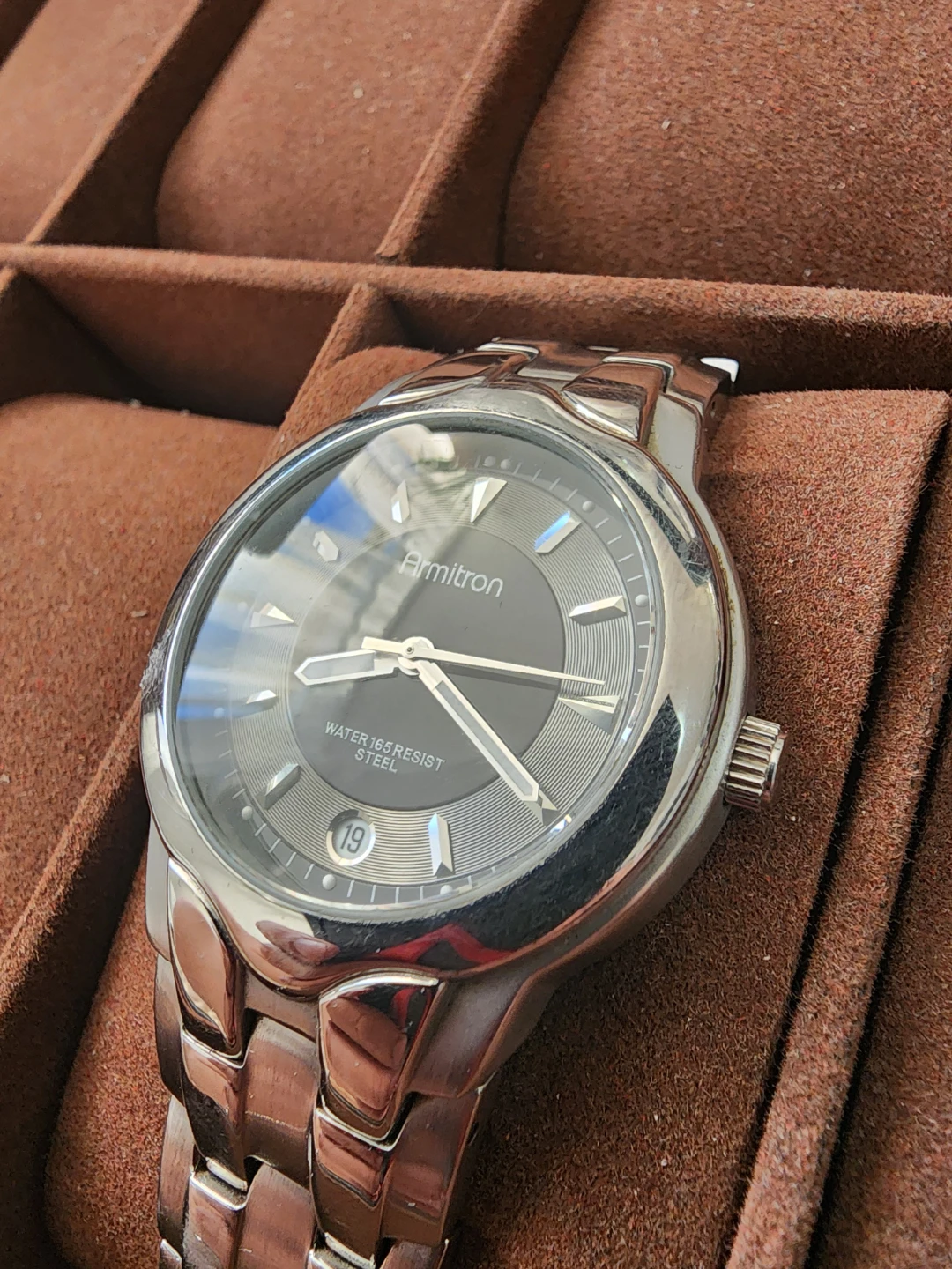 ⚽ Armitron Unisex Watch - Silver Tone - photo 2