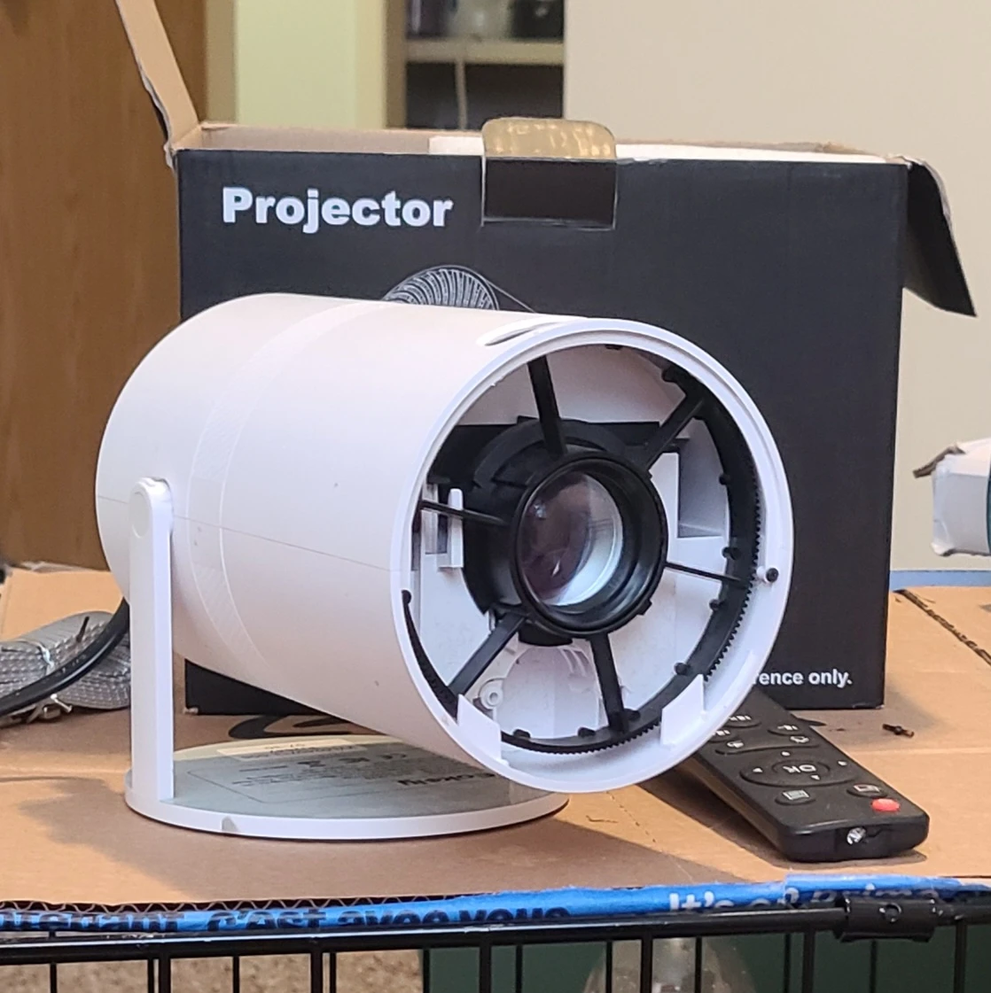 Projector and 100 inch 16:9 Projector Screen
