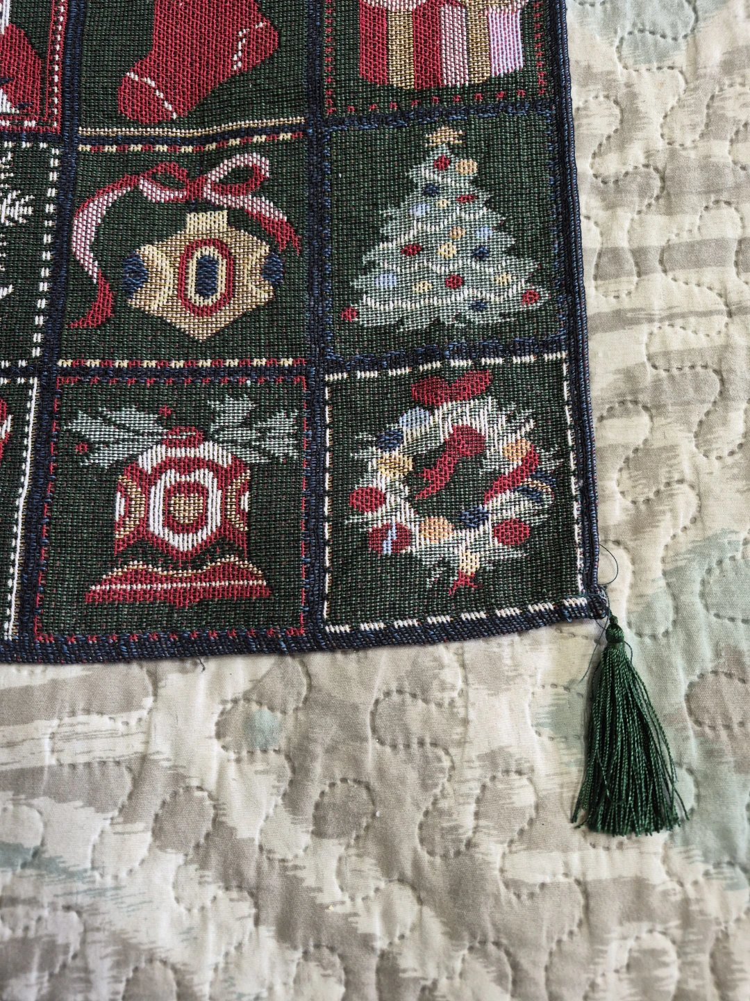 Holiday Christmas Wall Hanging Tapestry Decor - photo 5