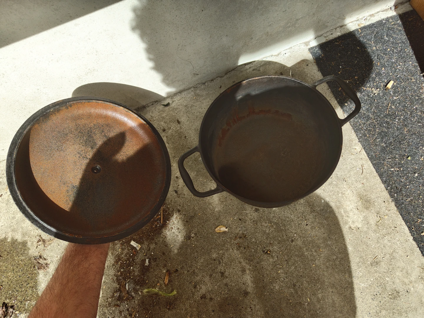 Lagostina Cast Iron Dutch Oven - photo 3