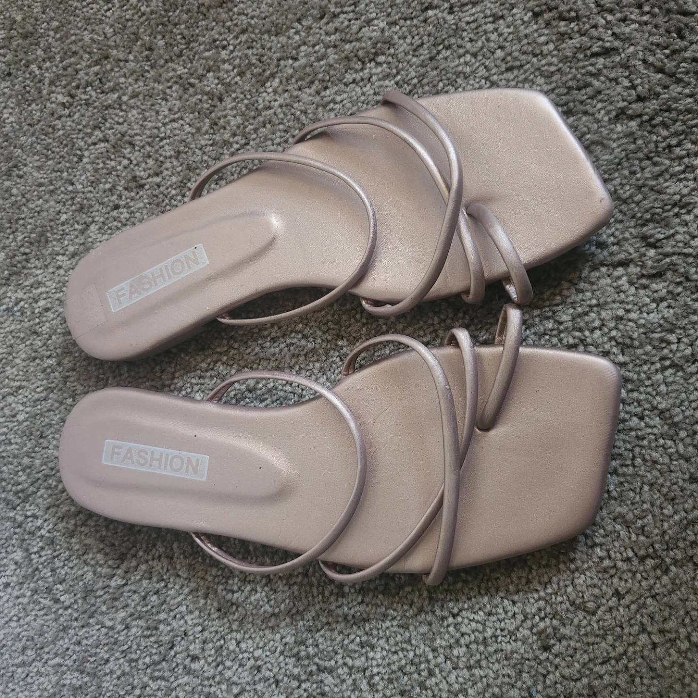 Women sandals