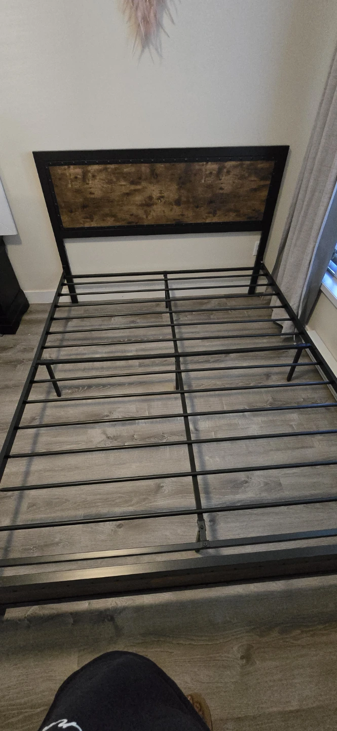Queen Black Metal Bed Frame with Headboard – Easy 15-Min Setup!! - photo 3