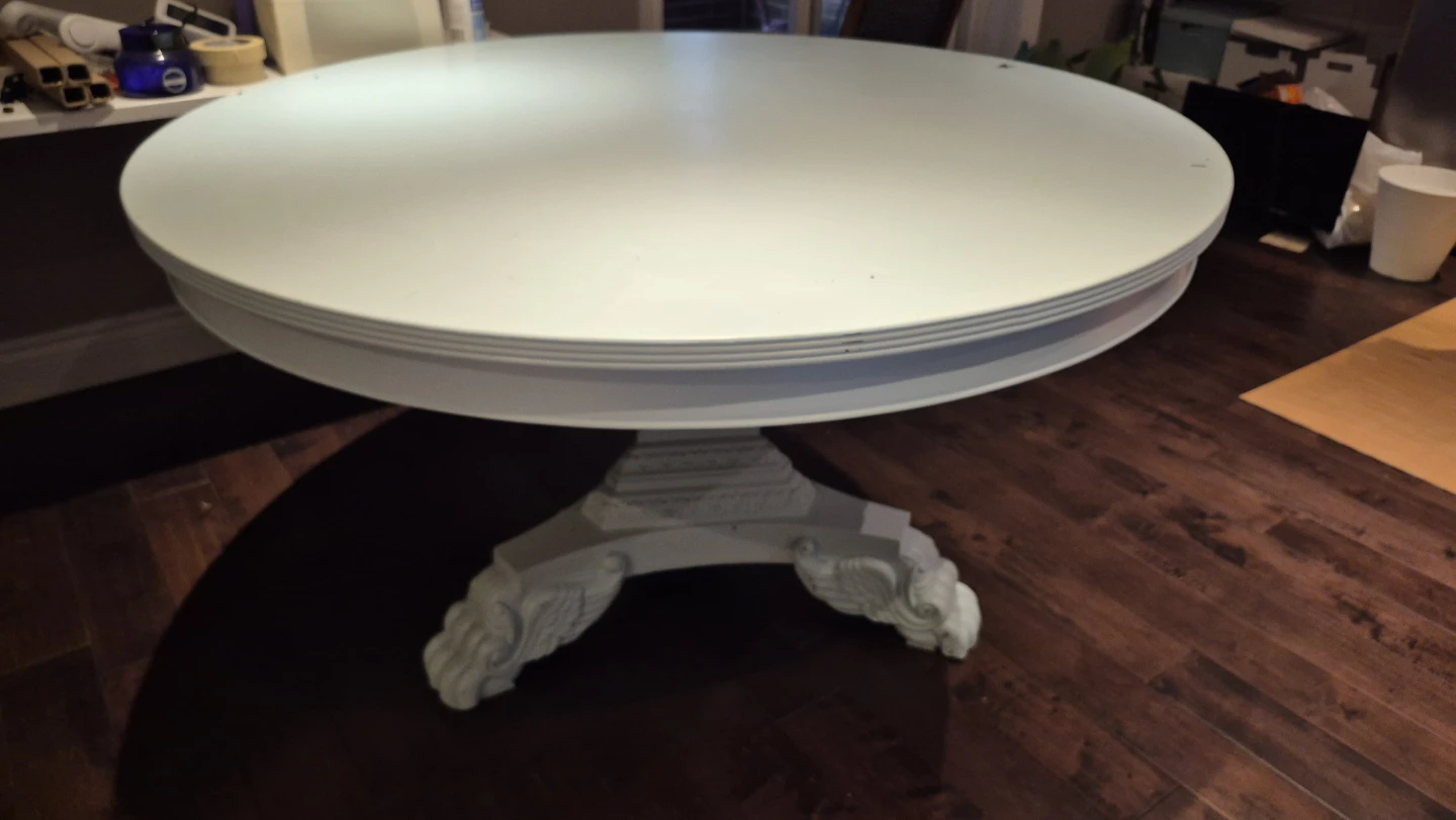 Round Pedestal Dining Table - photo 5