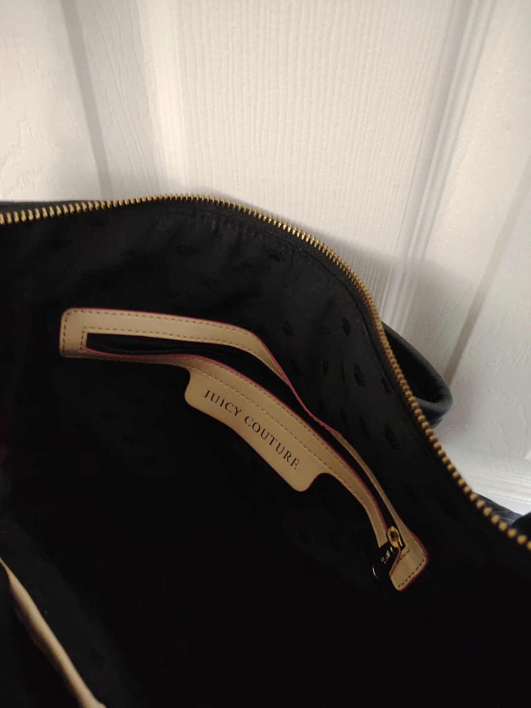 Juicy Couture Black Leather Handbag with Tassel Charm - photo 2