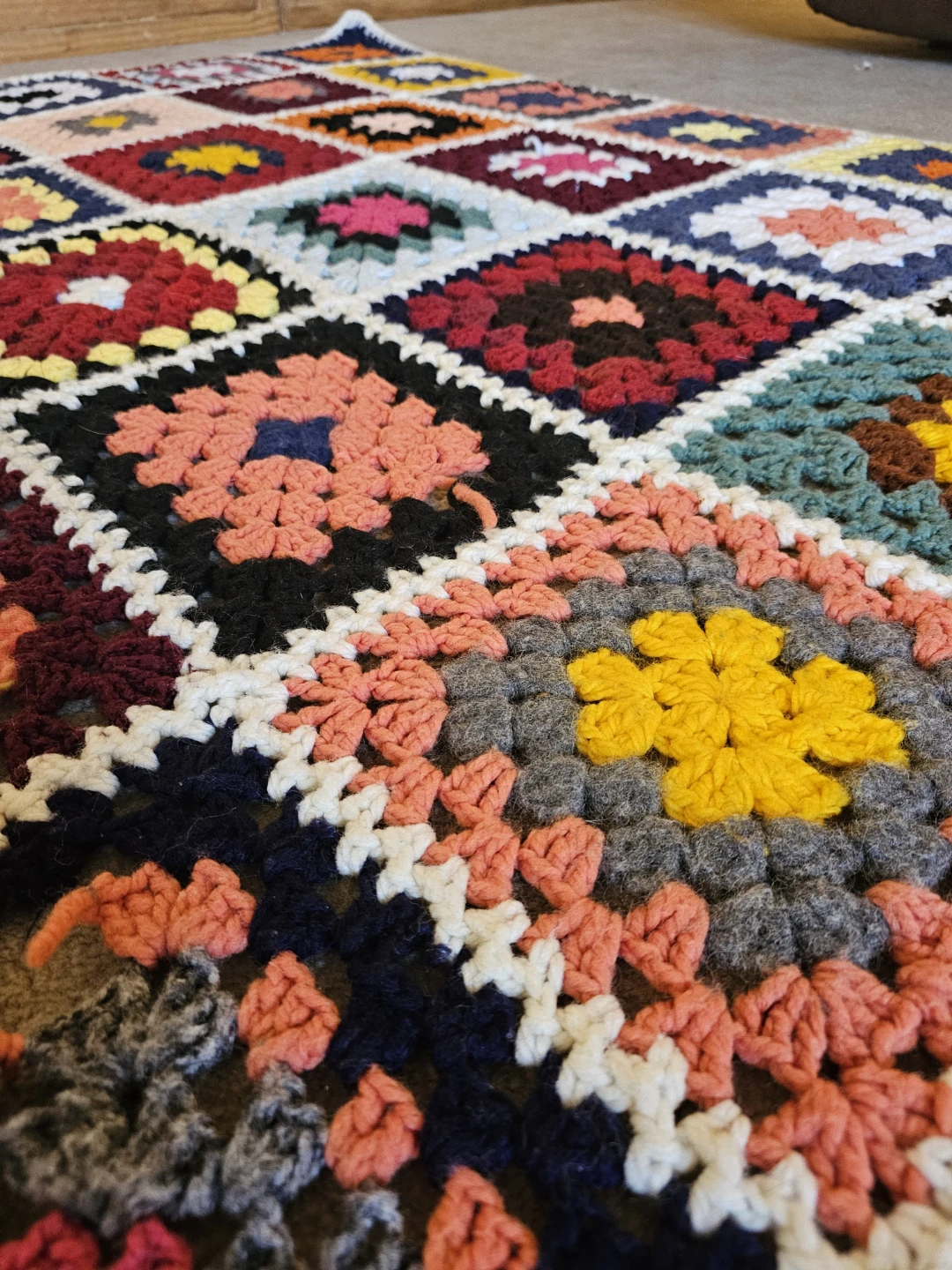 Handmade Granny Square Afghan Blanket - photo 3