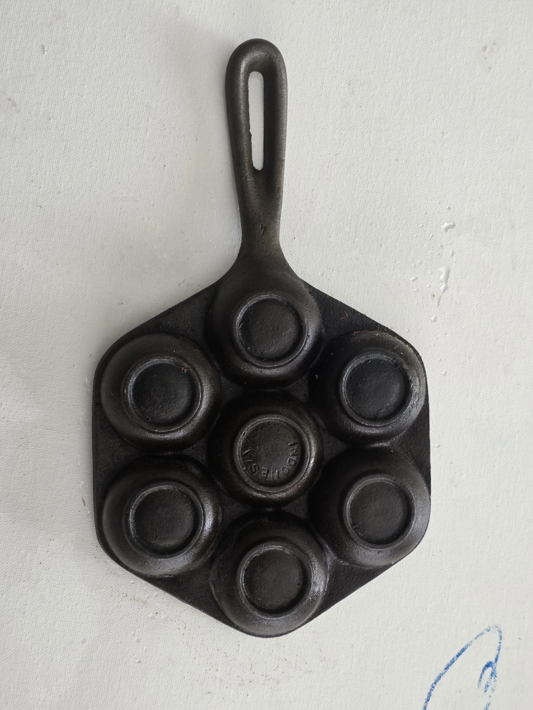 Cast iron Aebleskiver pan - photo 2