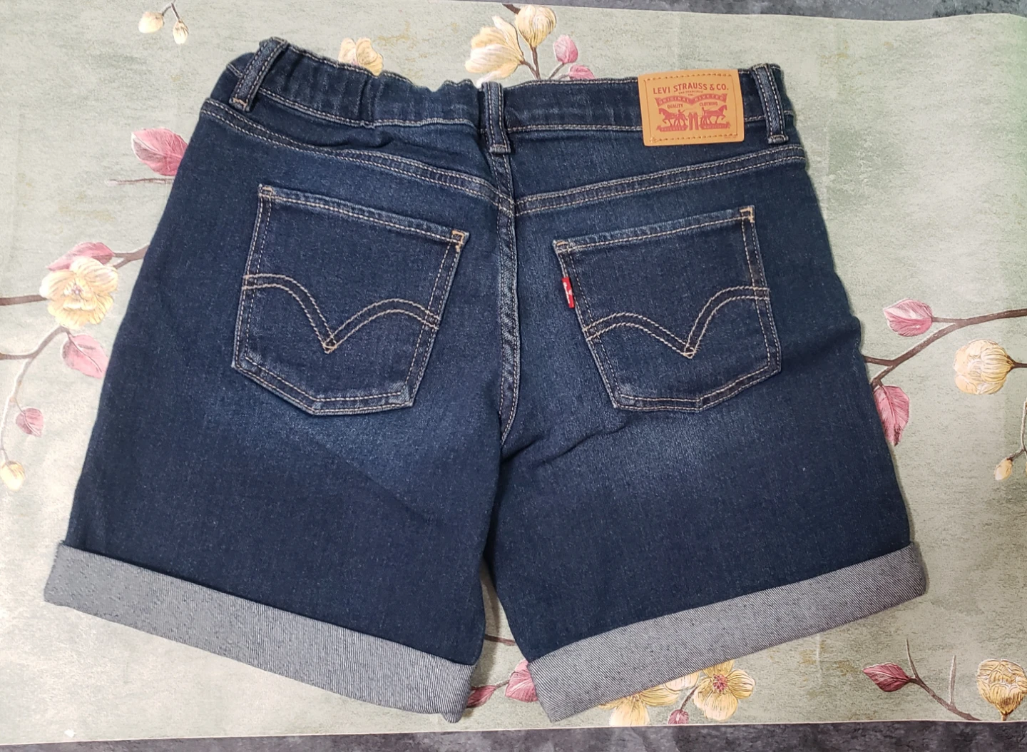 Brand new Levi's Strauss & Co Women's Shorts - photo 2