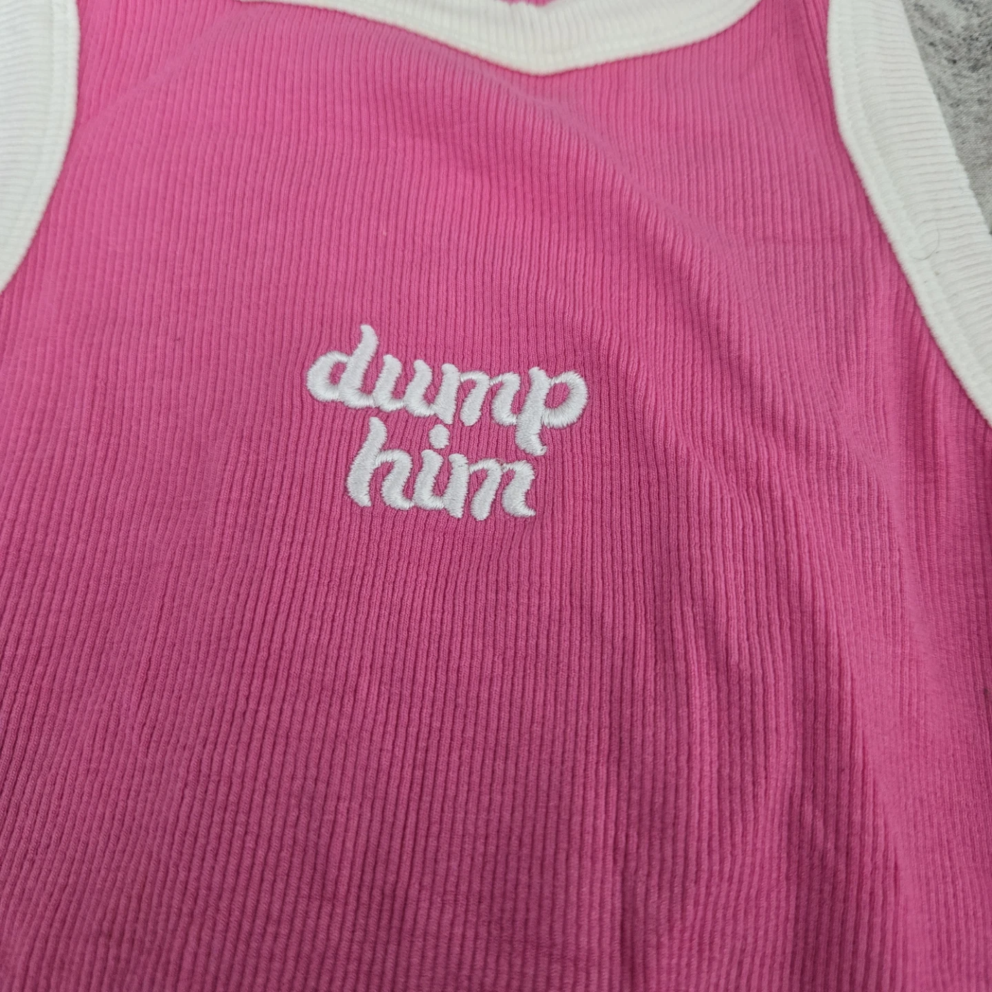 Fashion Nova Pink Ribbed Tank Top "dump him" - photo 3