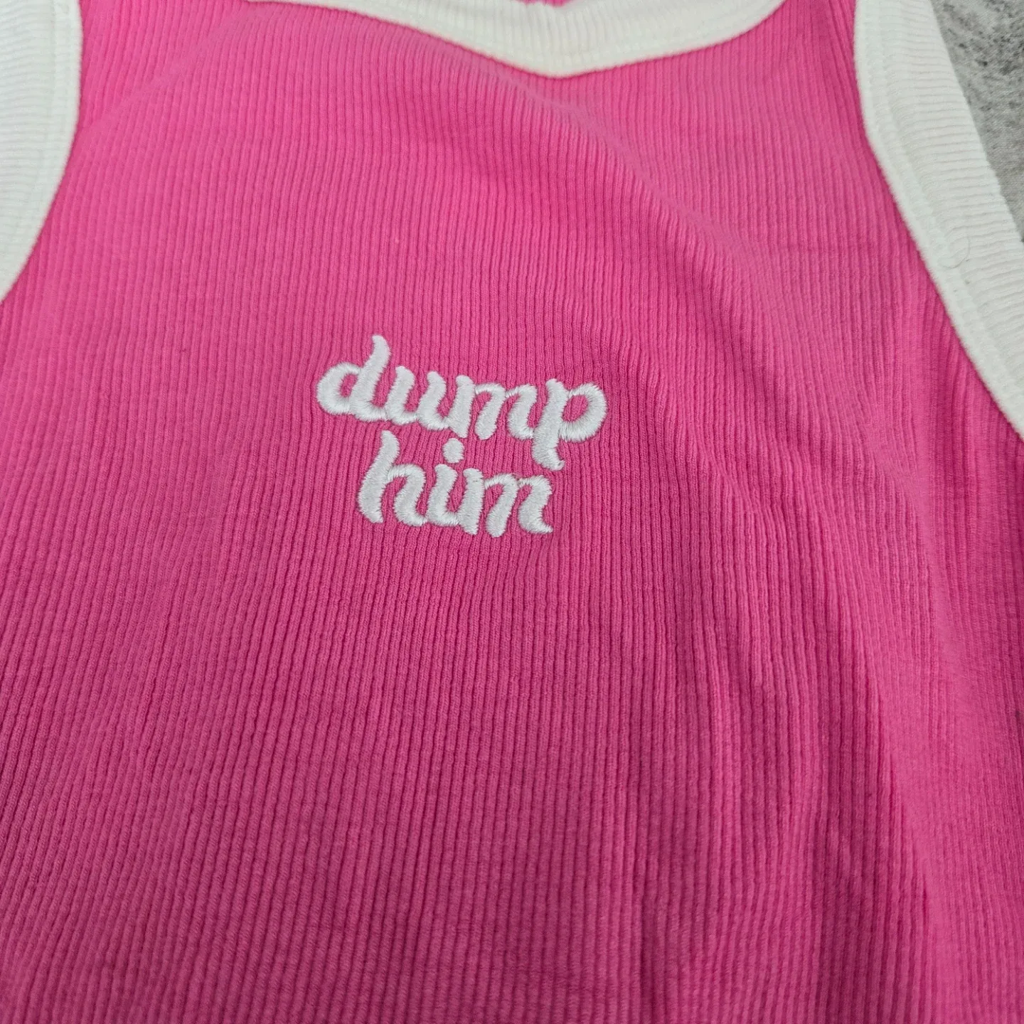 Fashion Nova Pink Ribbed Tank Top "dump him" - photo 3