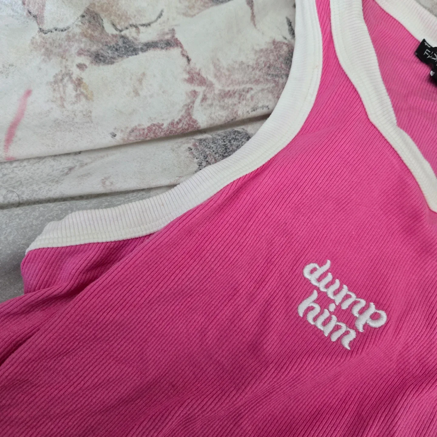 Fashion Nova Pink Ribbed Tank Top "dump him" - photo 5
