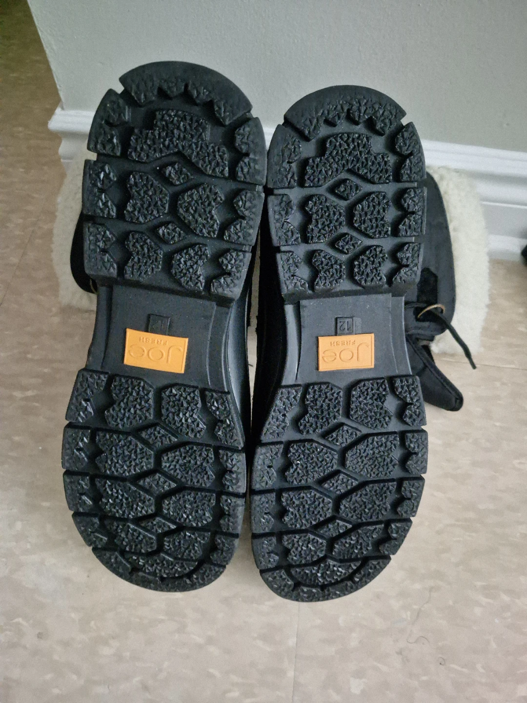 Joe Fresh Black Winter Boots - photo 5