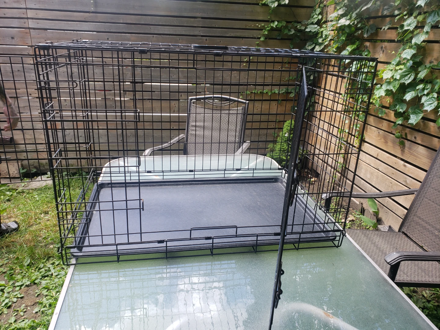 Dog crate size 36 l x 23 w x 25 h - photo 3