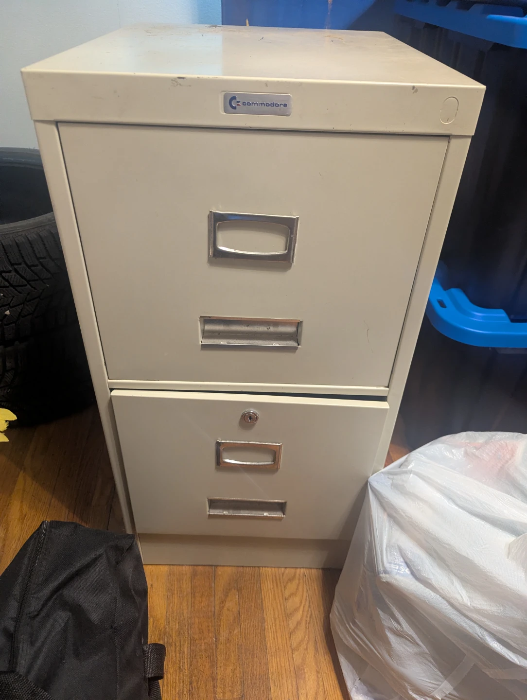 Commodore 2-Drawer Filing Cabinet