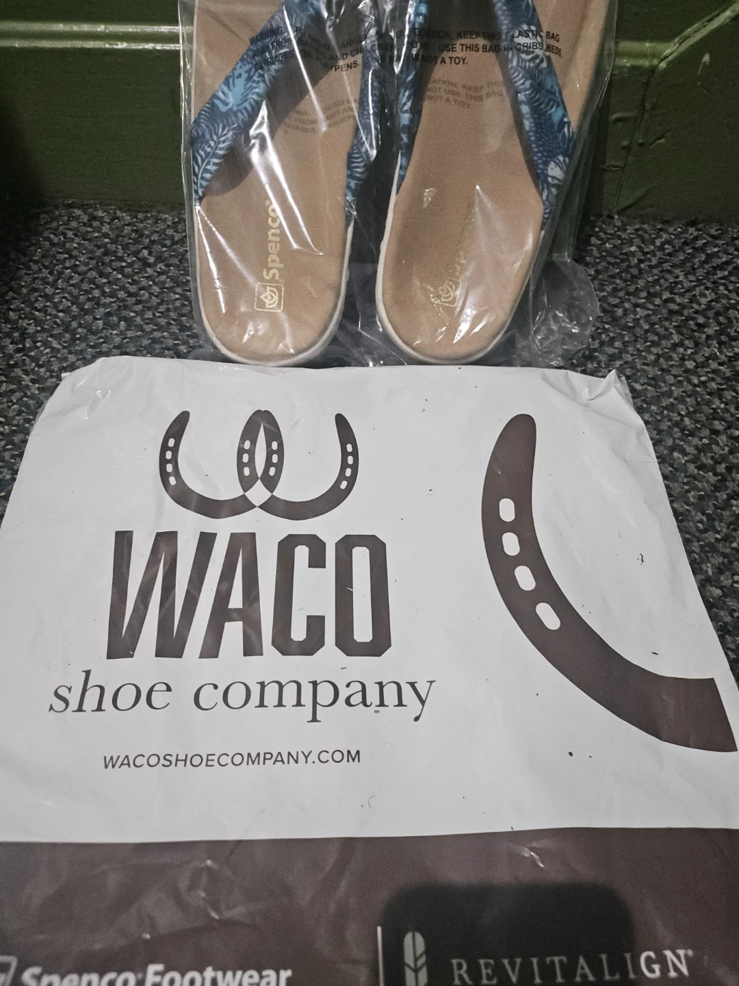 Spenco Women's Flip Flops Size 12 - photo 2