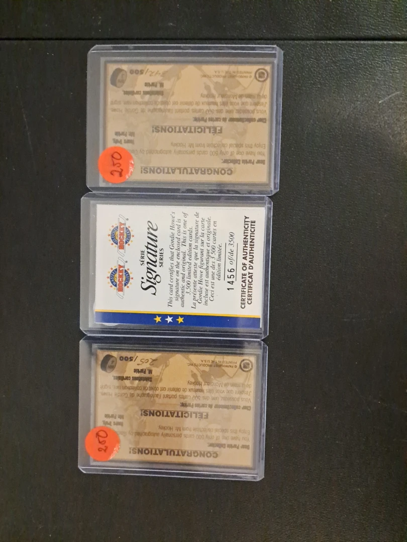 Gordie Howe Signed Hockey Card Collection - photo 2