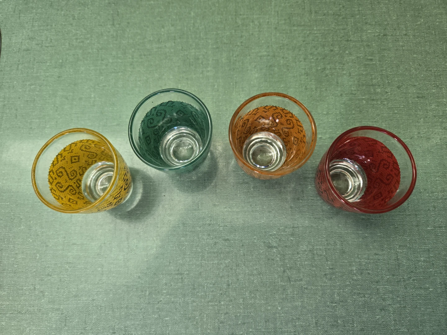 Four (4) Vintage Shot Glasses - photo 2