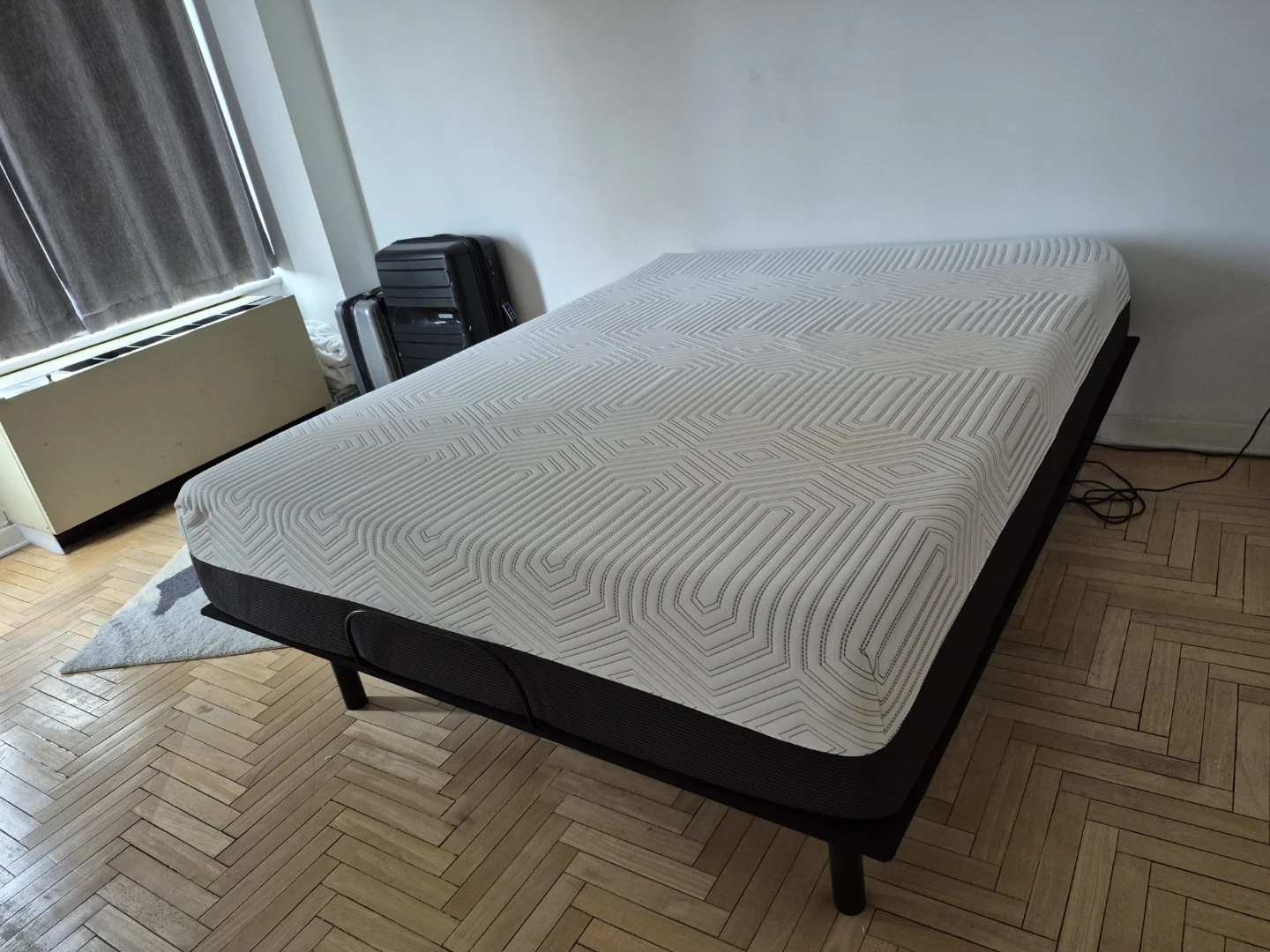 Adjustable Bed Frame with Mattress