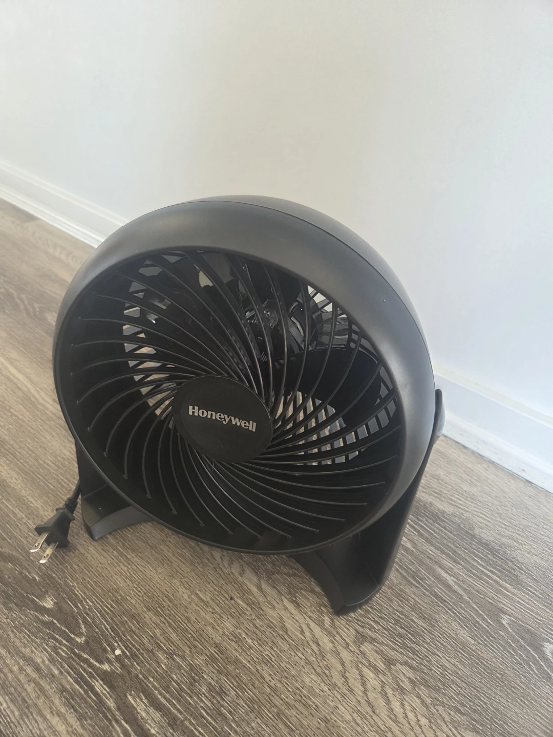 $10 if picked up tonight Honeywell Black Turbo Fan - photo 2