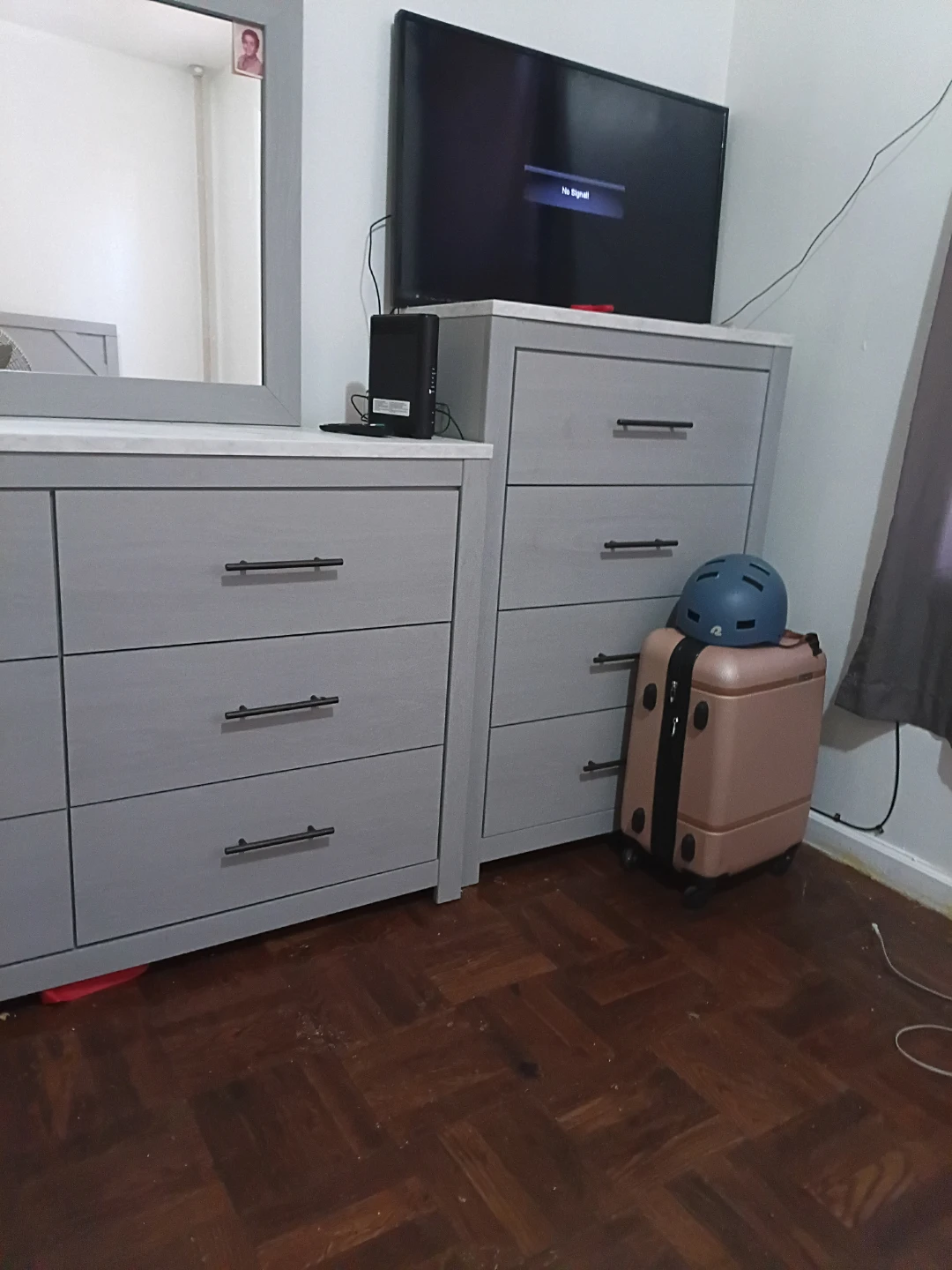 Signature Design by Ashley Gray Dresser - photo 2