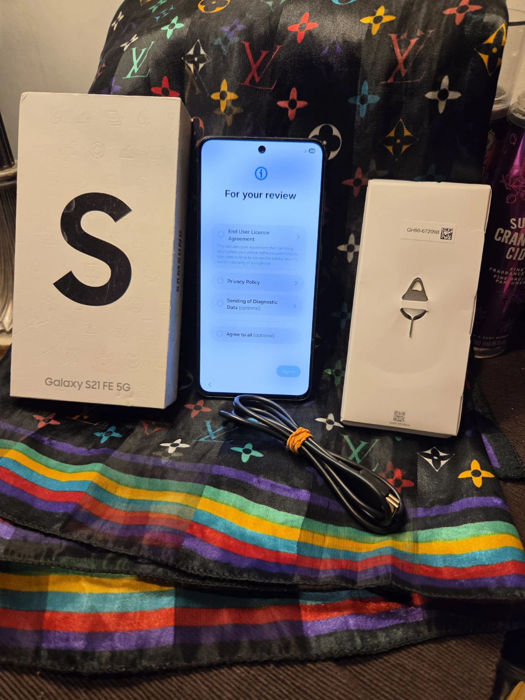Samsung Galaxy S21 FE 5G Phone - photo 2