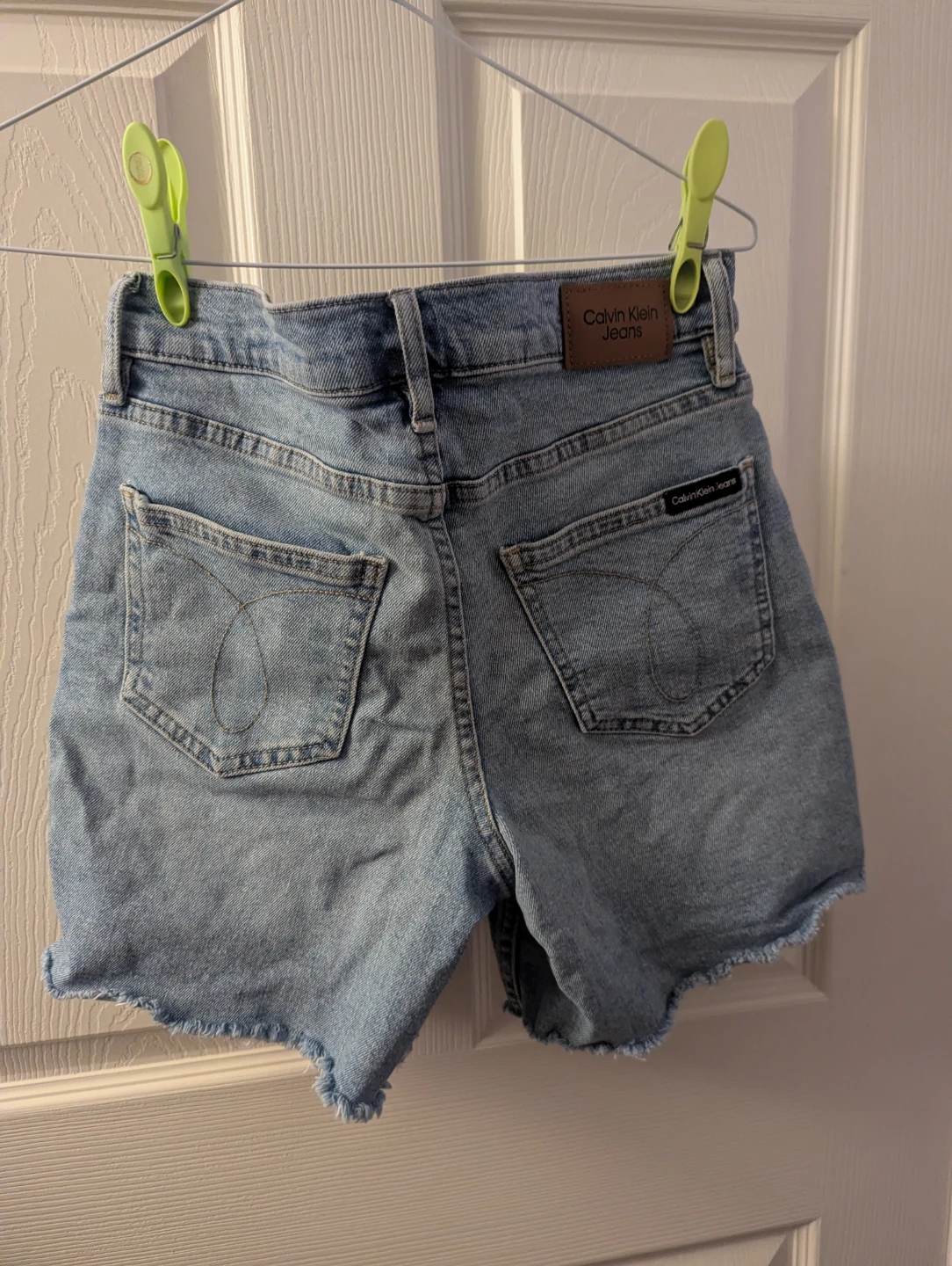 Calvin Klein Jeans High Rise Denim Shorts Size 26 - photo 2