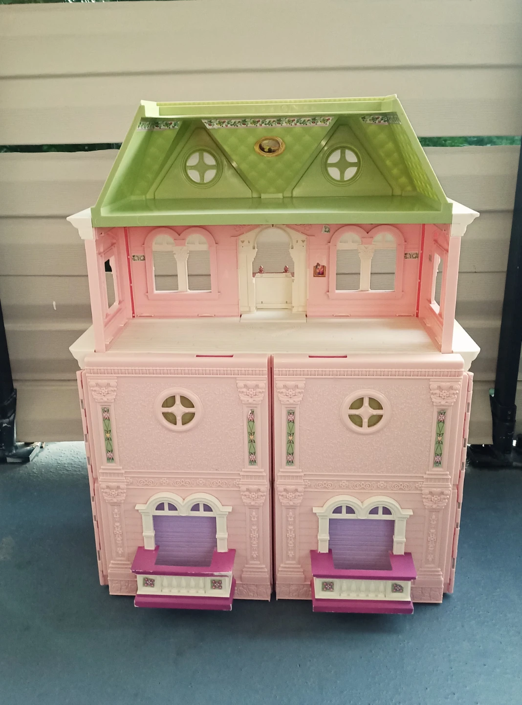 2008 Fisher Price Loving Family Victorian Dollhouse - photo 3