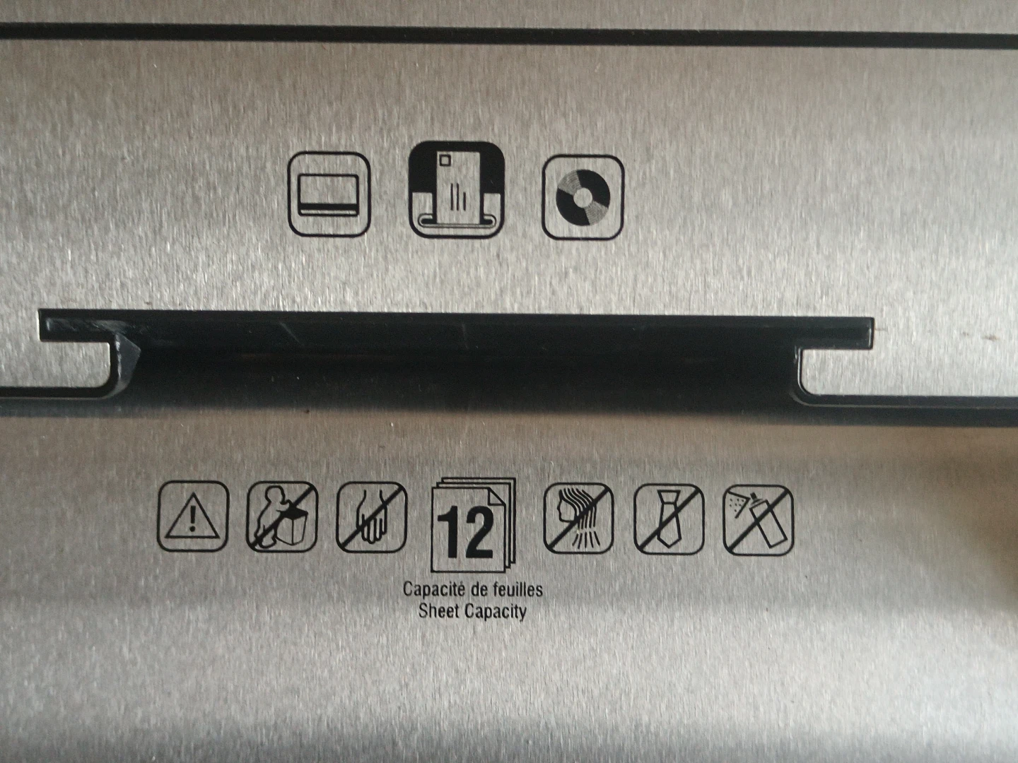 Staples Mailmate M3 Paper Shredder - photo 2