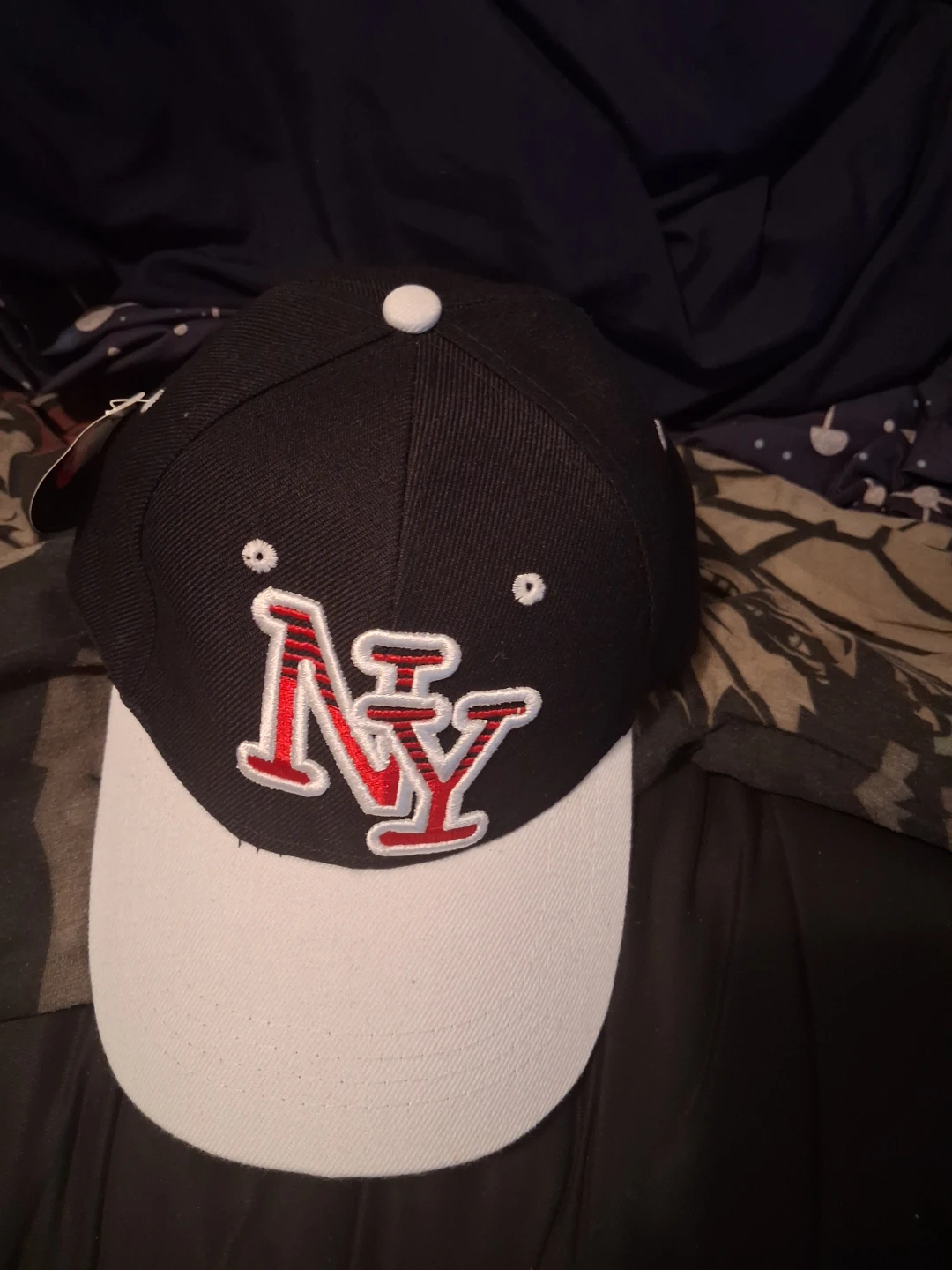 Caps - photo 2
