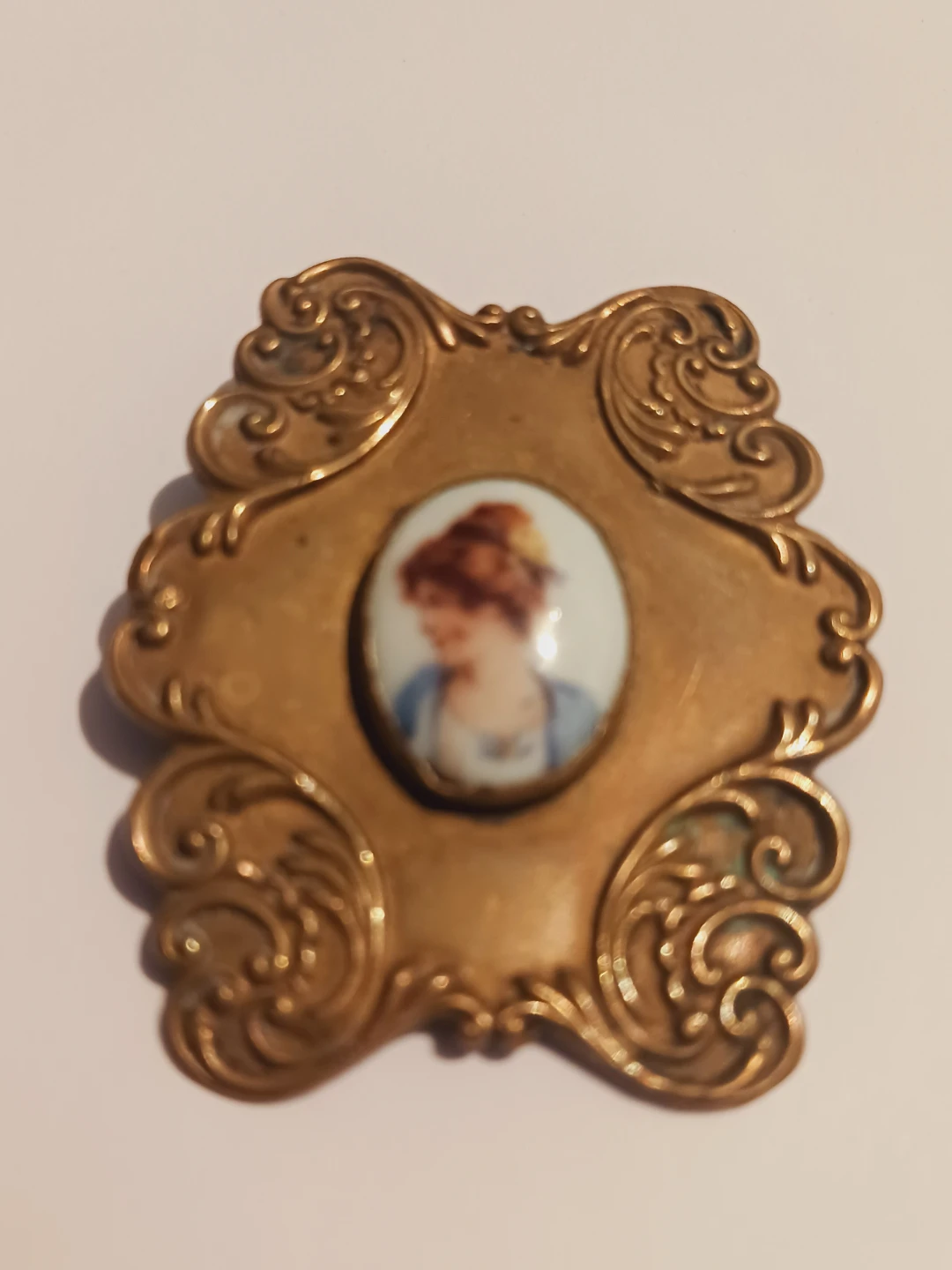 Beautiful Antique  Cameo Portrait Brooch - photo 2