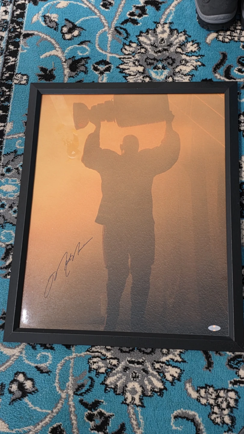 Framed Autographed Hockey Photo Mark Messier