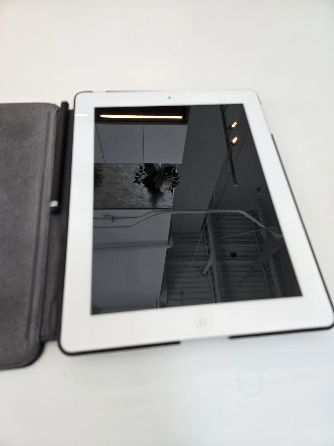 Apple iPad 4th Gen with Black Leather Case