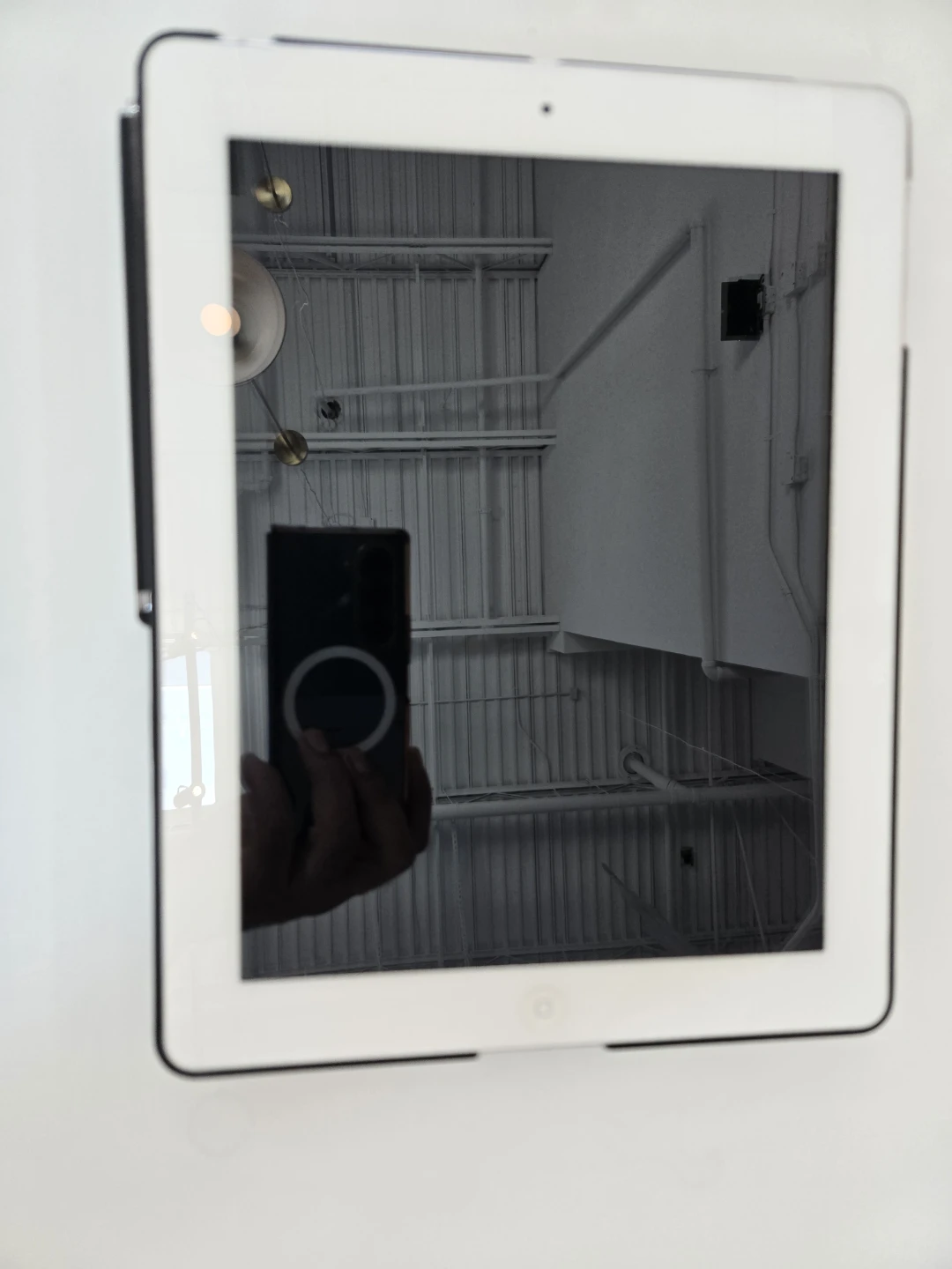 Apple iPad 4th Gen with Black Leather Case - photo 2