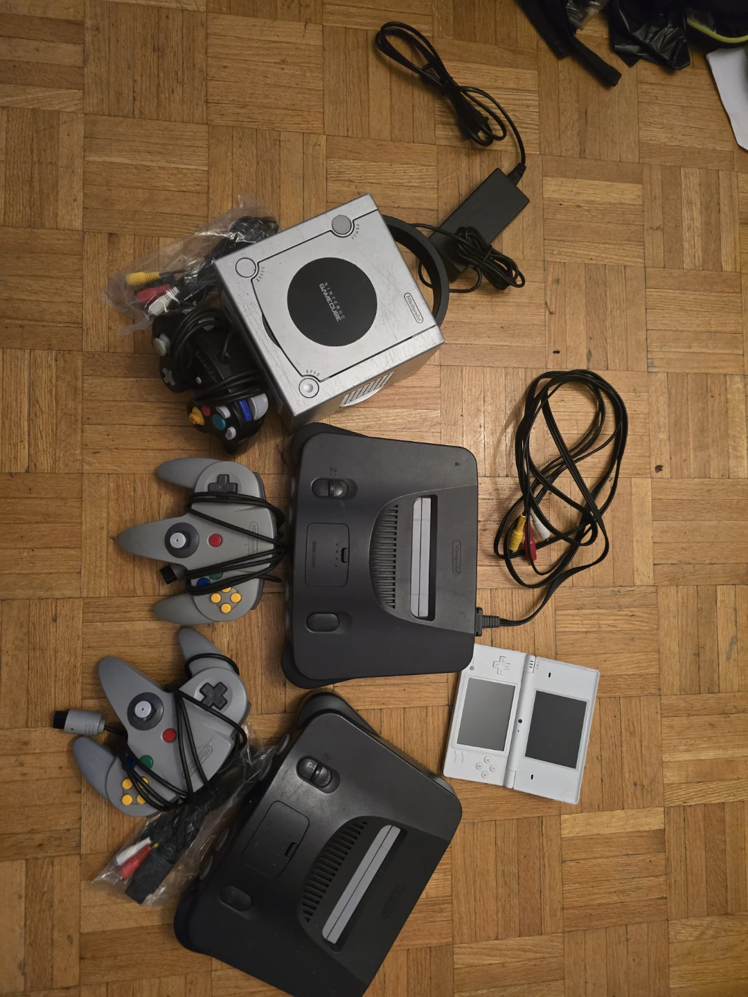 Retro Video Game Collection – Looking to Sell as a Lot