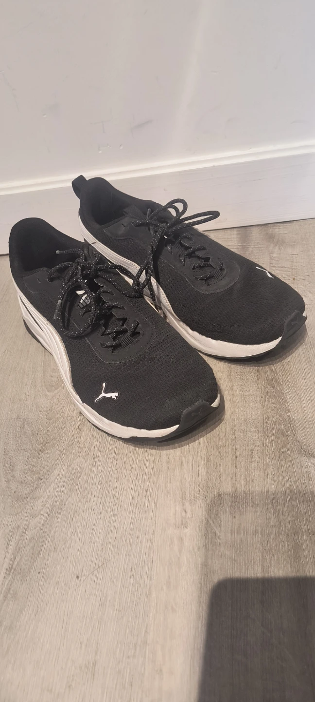 Puma Sneakers (Men's 9.5) - photo 2