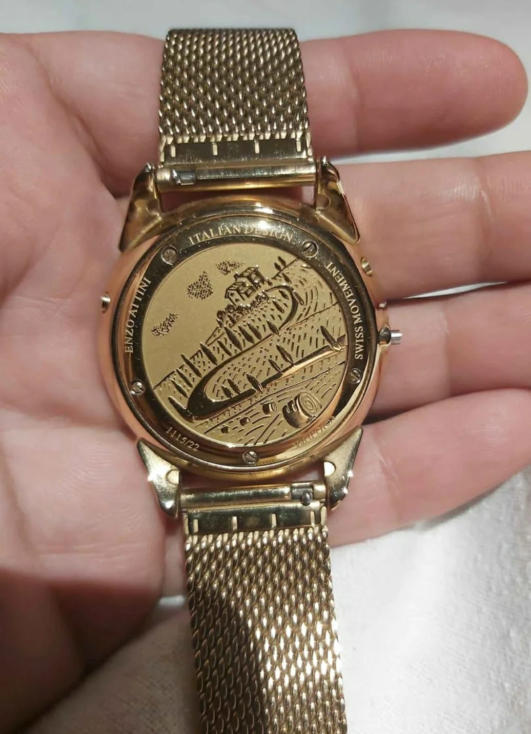 Enzo Attini Gold Tone Mesh Band Watch - photo 3