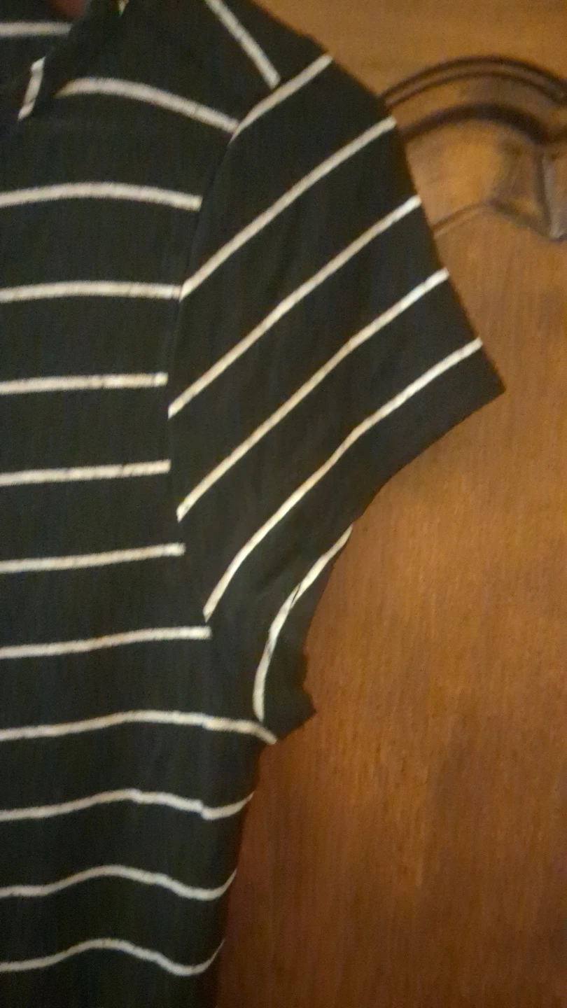 Green Envelope Striped T-Shirt Size M - photo 4