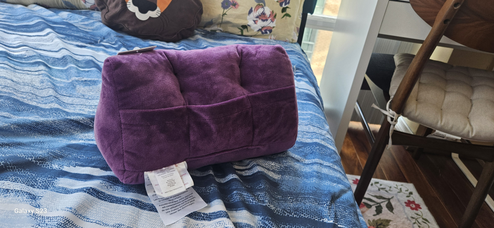 Brand new IPad/book stand purple color - photo 3