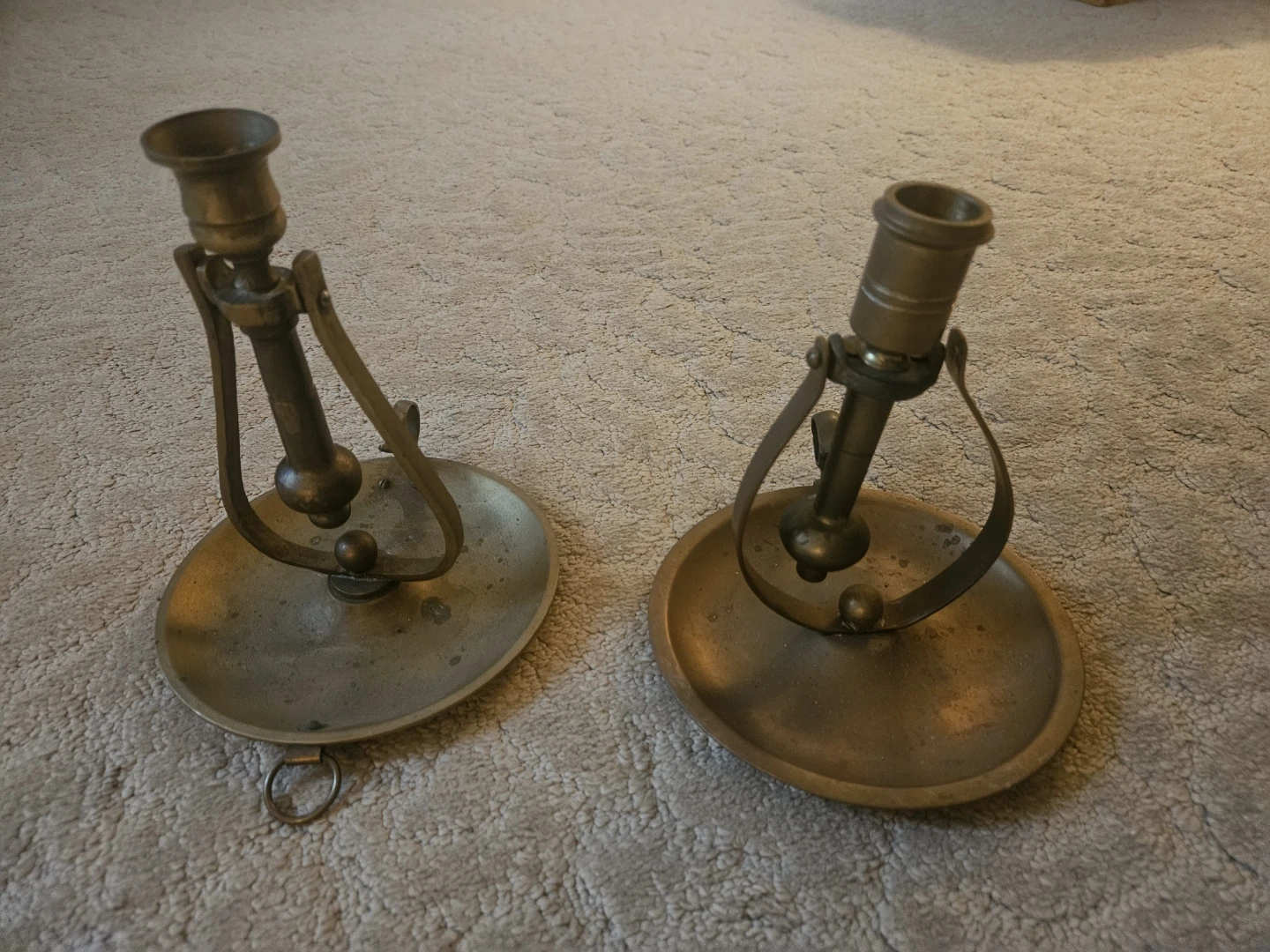 Brass coloured Candlesticks Holders - Pair - photo 2