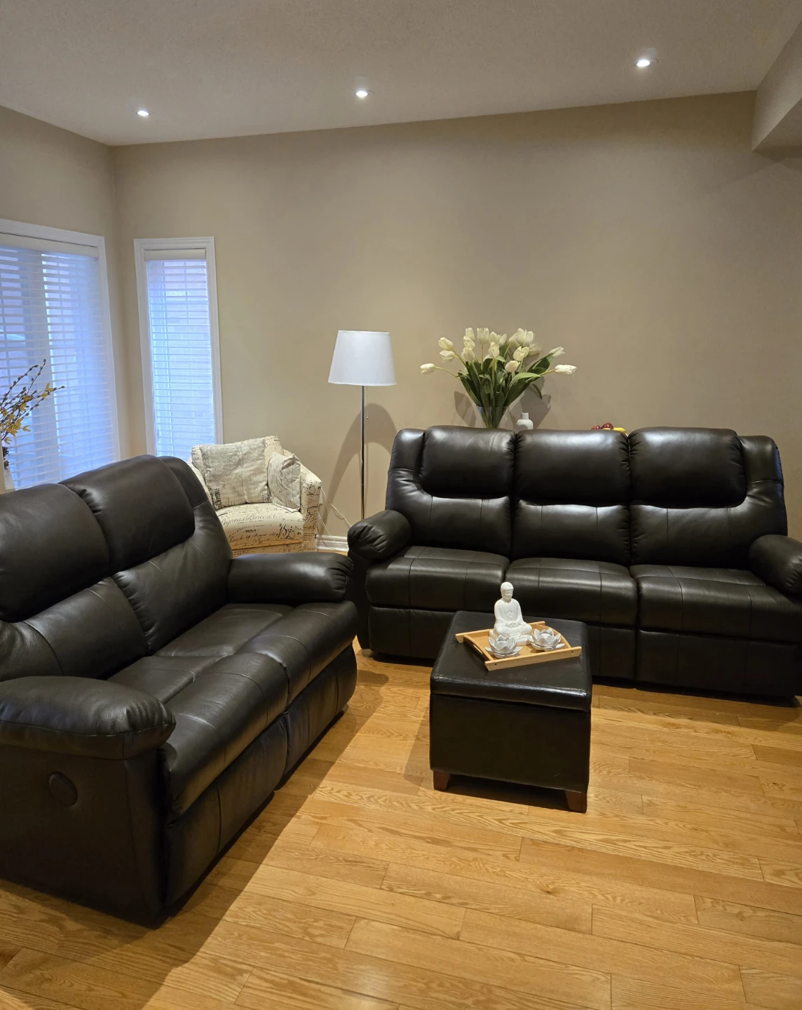 Brand new leather  couch set - photo 2