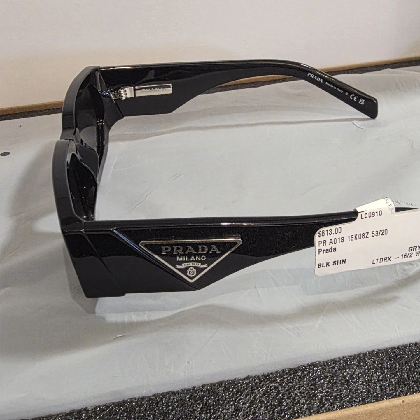 Prada Sunglasses - photo 3