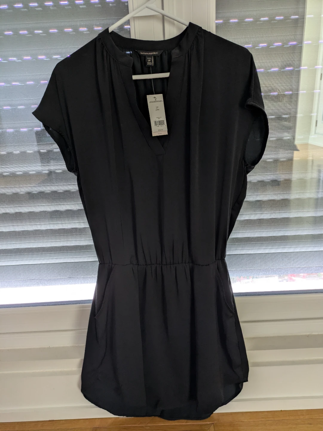 (New) Banana Republic Black Petite Dress