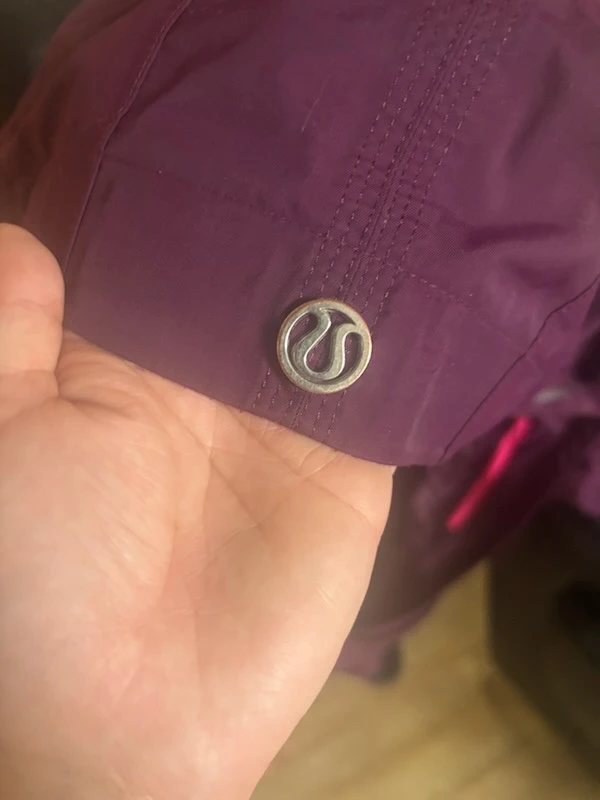 Lululemon rain Jacket -  plum - photo 2